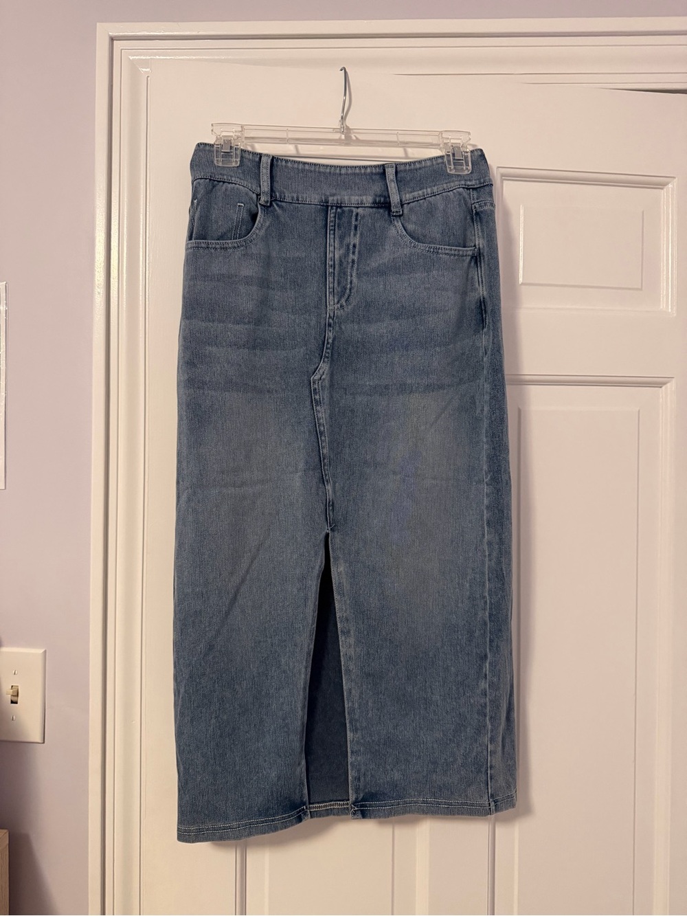 HALARA Women's Light Blue Straight Leg Denim Skirt with Front Slit